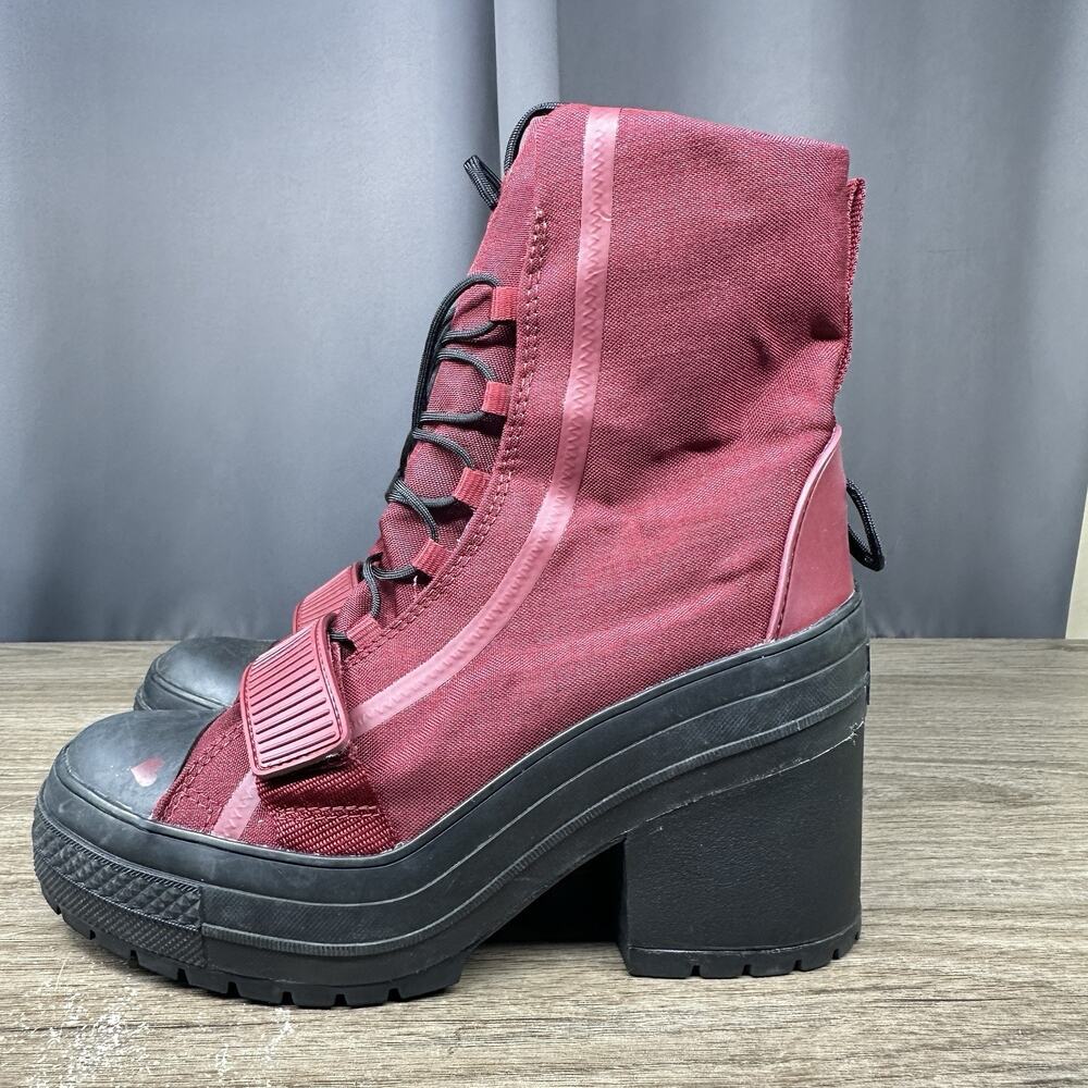 Converse Chuck Taylor All Star GR82 Lace-Up Women's 8 Platform Boots Size 8